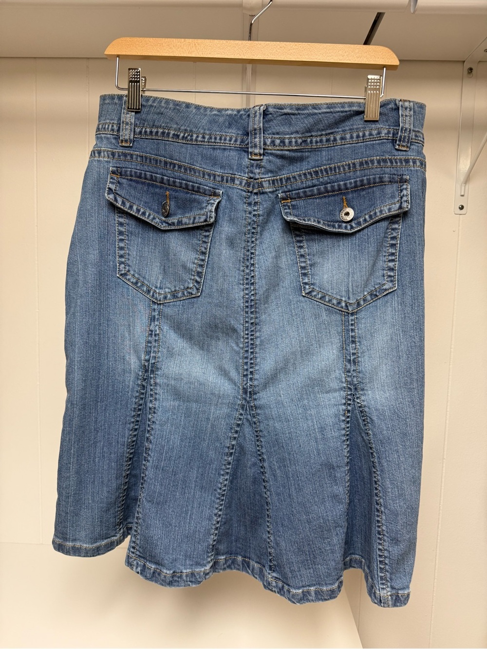 Vintage '90s Denim High-Waisted Skirt with Godets Gloria Vanderbilt Size 10